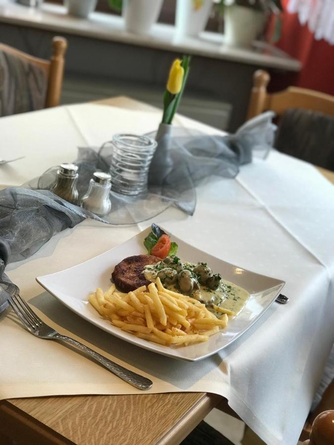 Hotel-Restaurant Ehses Zeltingen-Rachtig Eksteriør bilde